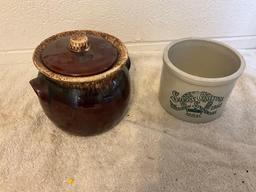 Western Stoneware 1980 seasons greeting butter crock & Hull bean pot