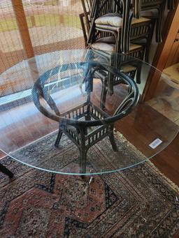 Round Glasstop Kitchen Table & (6) Chairs