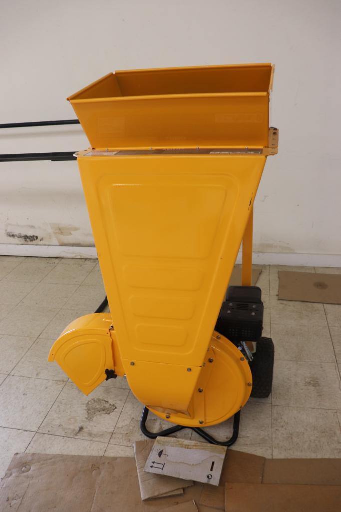 Cub Cadet CS 2210 Chipper Shredder (New)