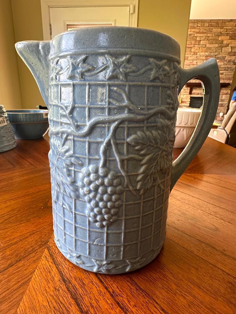 GRAPE VINE POTTERY PITCHER 9 INCH