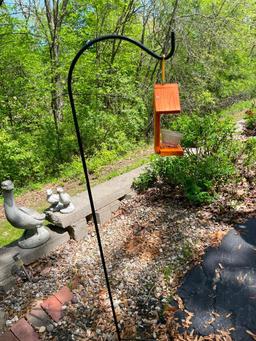 2 SHEPPARDS HOOKS WITH BIRD HOUSES