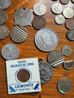 VARIOUS FOREIGN COINS AND MISC NOVELTY COINS