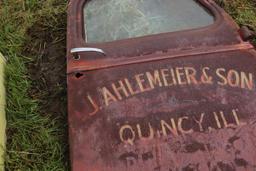 Vintage & Rustic Quincy IL Truck Door