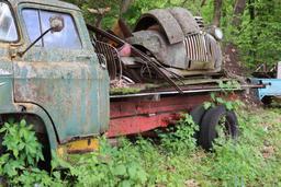 Vintage Chevrolet 5400 Heavy Duty Truck & 1940's Truck Parts