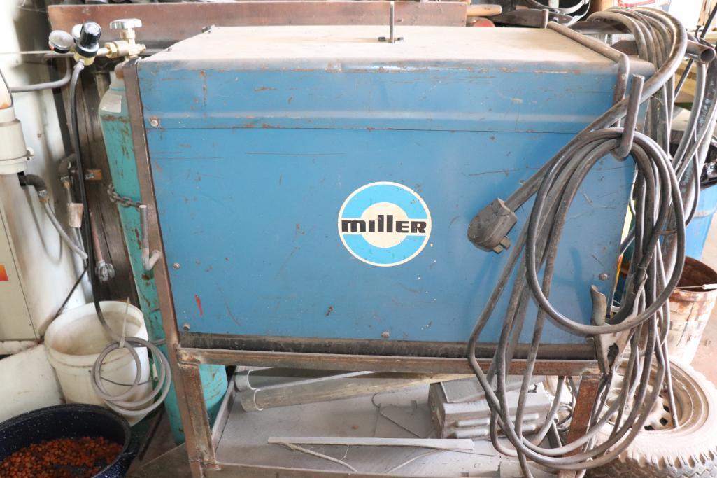 Miller DIAL ARC HF AC/DC Gas Arc Welder with tank, Works