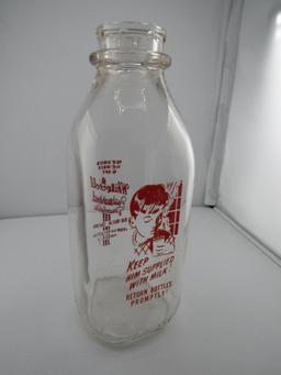 VINTAGE 1 QUART WHITE GOLD BROCK DAIRY GLASS MILK BOTTLE, JERSEYVILLE, ILL