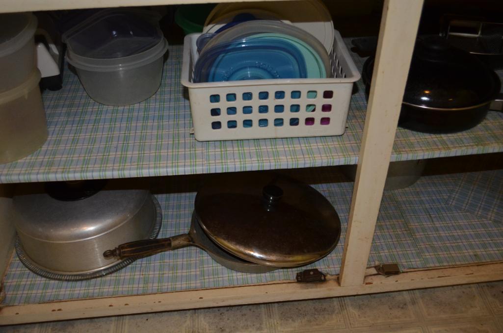 Contents of Corner of Kitchen Counter to include Jewel tea