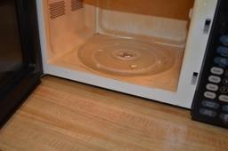 Oster Microwave