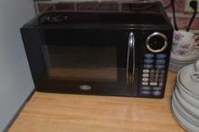 Oster Microwave