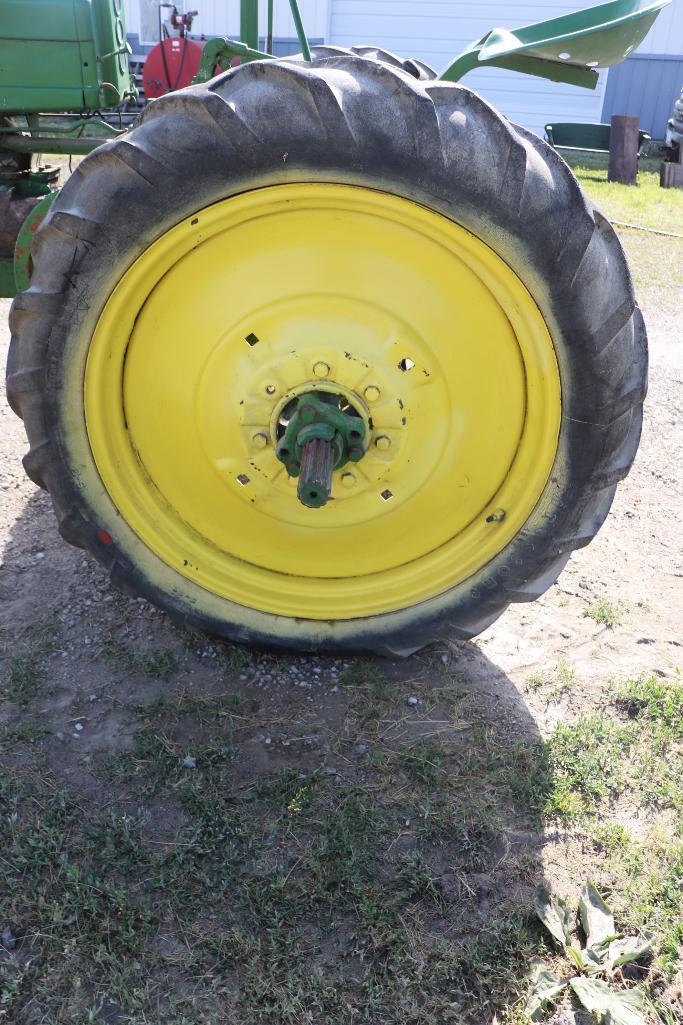 JOHN DEERE H
