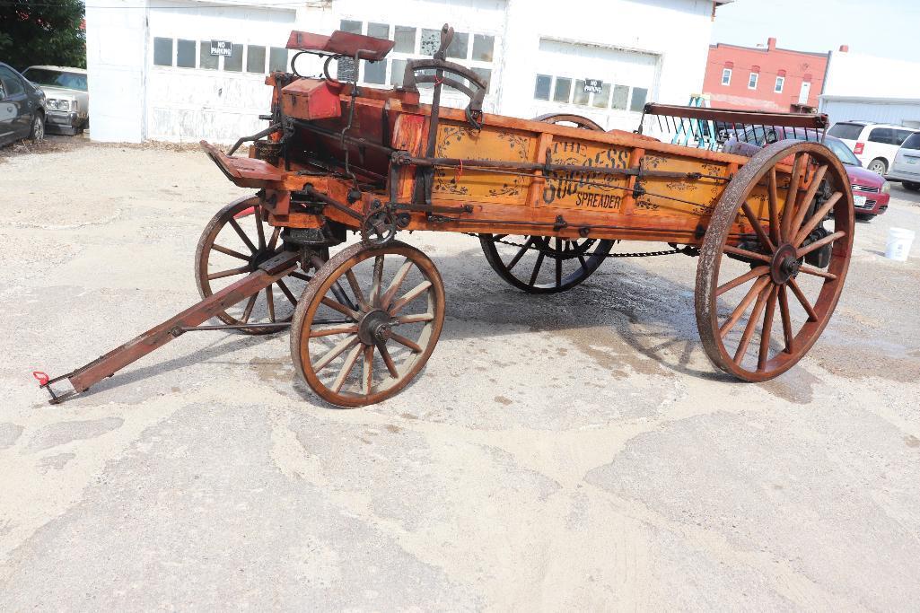 VERY EARLY 1900S KEMP AND BURPEE SUCCESS NO. 3 WOODEN MANURE SPREADER