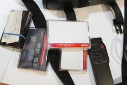 Sony Handycam Vision CCD-TRV36 HI8 with Case and Tapes Remote Charger