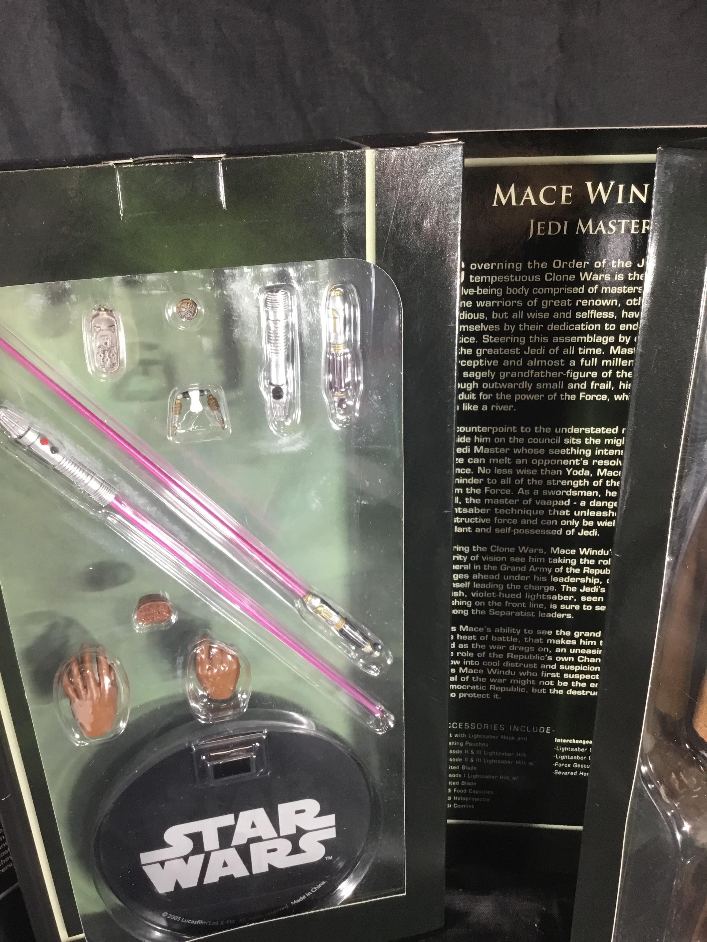 Mace Windu 1:6 Scale Figure