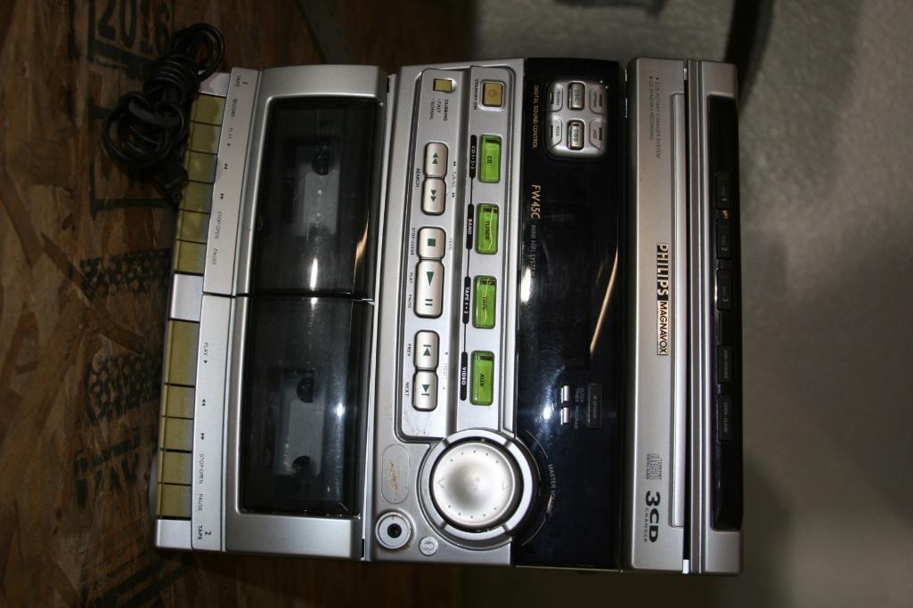 Philips Magnavox HI-FI Stereo Receiver 3 CD Changer Model FW45C No Speakers Powers On