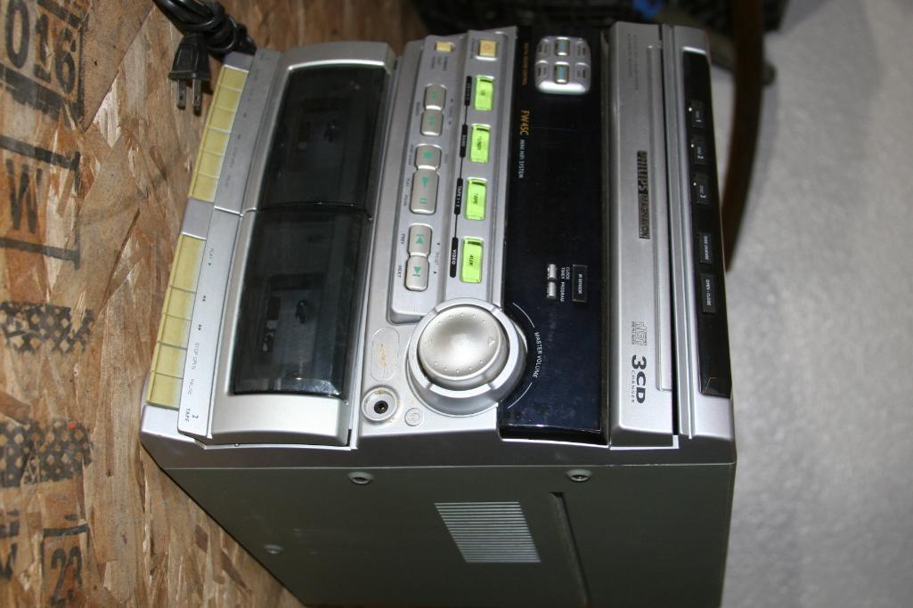 Philips Magnavox HI-FI Stereo Receiver 3 CD Changer Model FW45C No Speakers Powers On