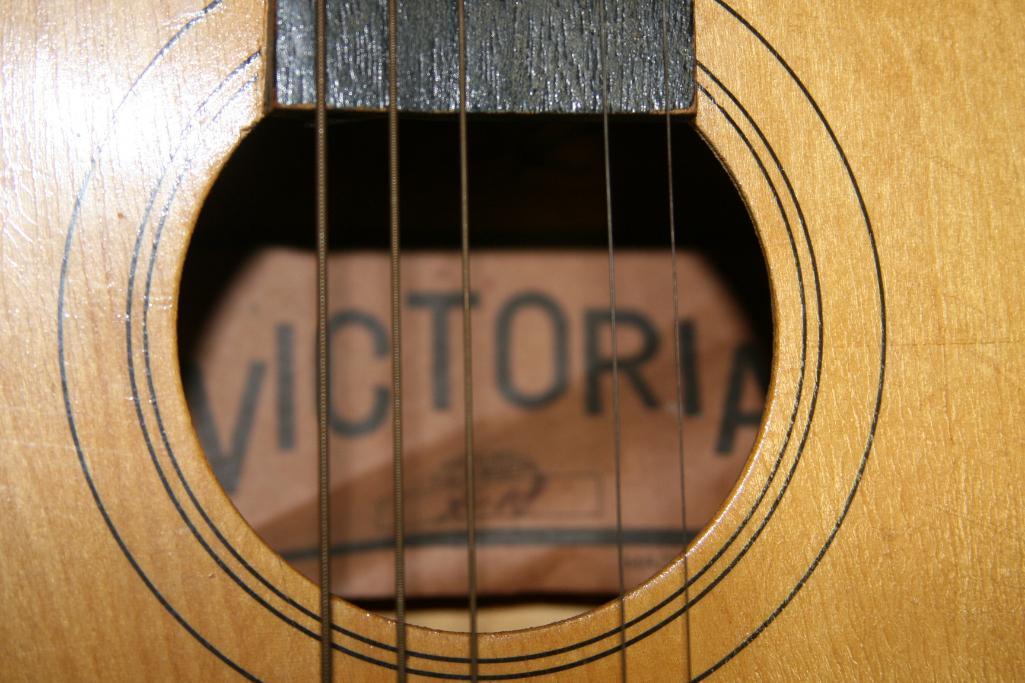 Acoustic Guitar and Ukulele