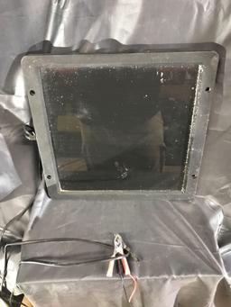Solar Panel Charger With Wire Connectors