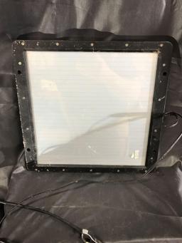 Solar Panel Charger With Wire Connectors