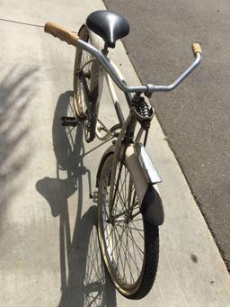 Vintage Schwinn Bicycle 45in Wheelbase 26in Tires