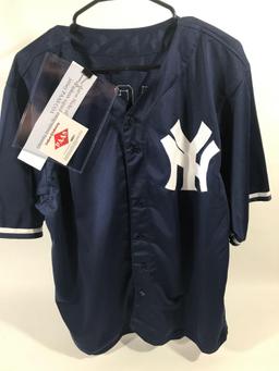 Aaron Hicks Yankees Signed Jersey COA