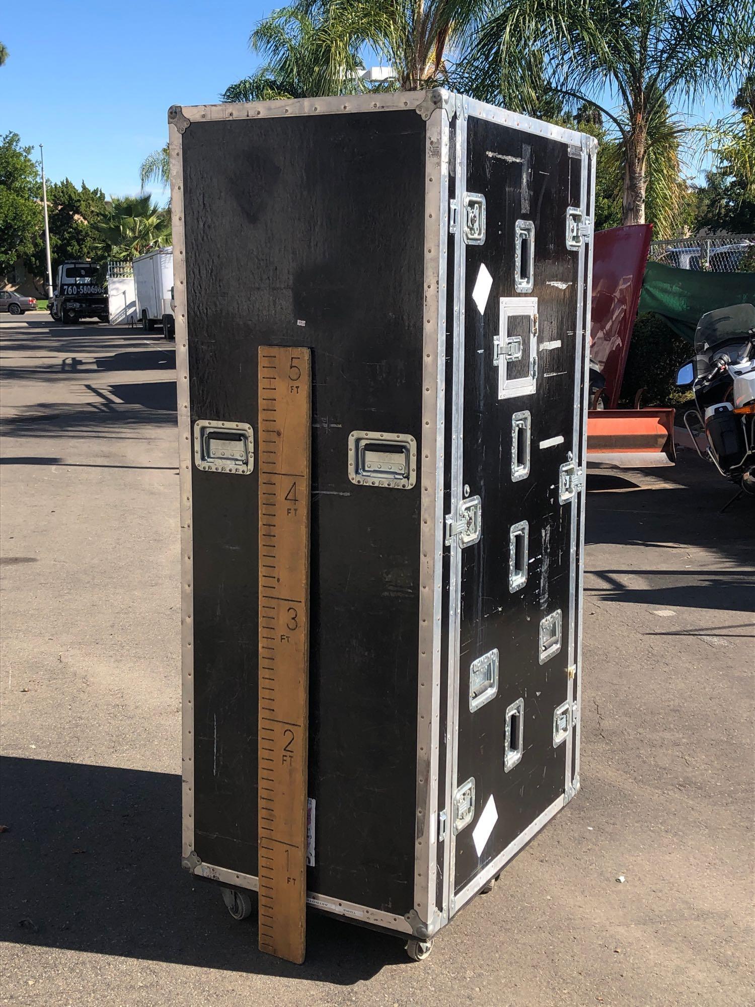 Calzone Case Co. Rolling Music Stage Equipment Case