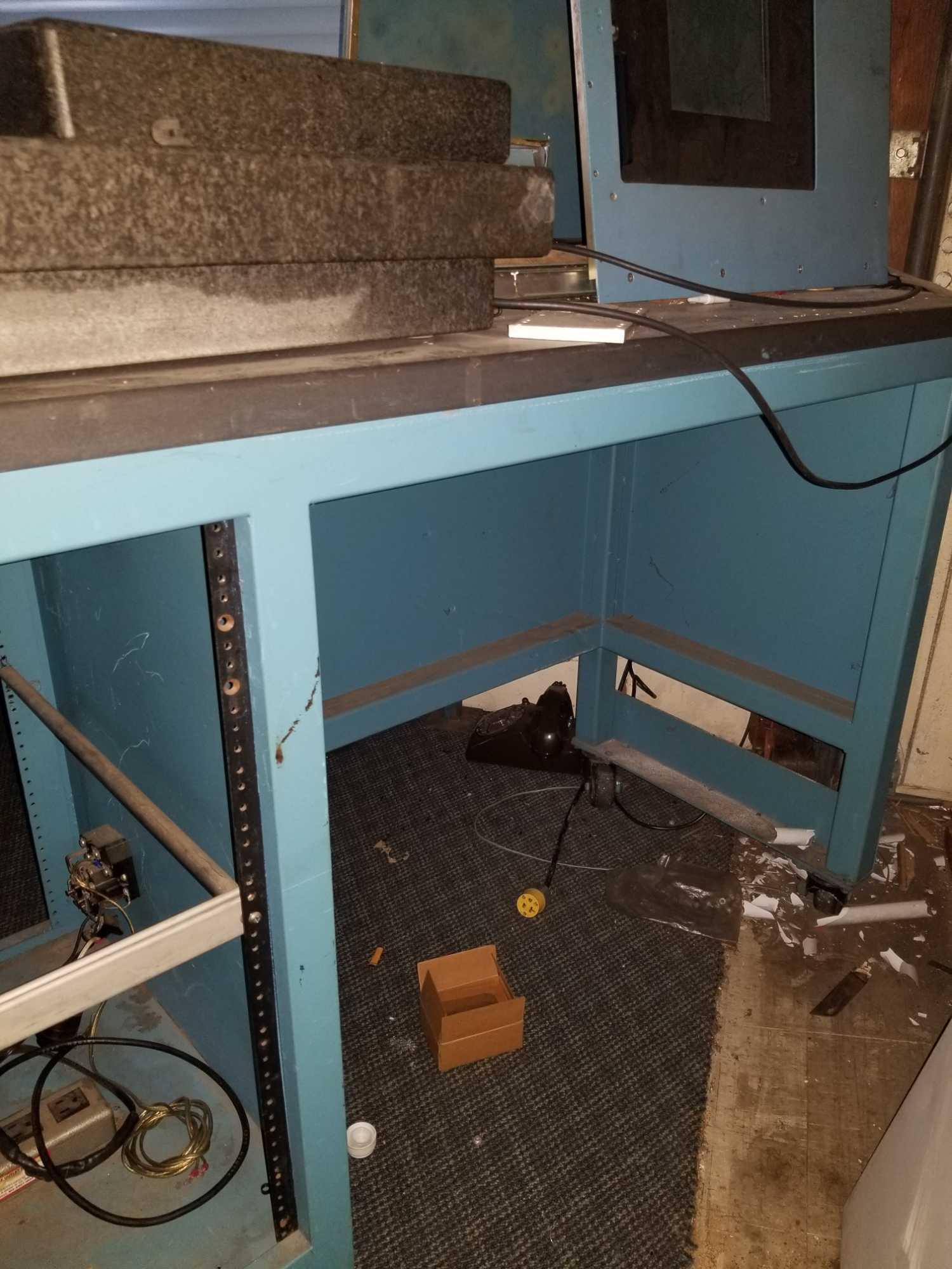 Laser Machine Granite Top On Wheels Rm7