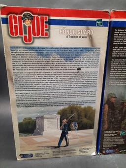 Gi Joe Honor guard and Vietnam wall memorial Action figures, 2 units