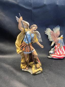 Roman statue and eagle wall hanger