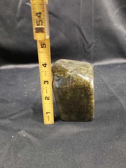Labradorite speciman piece. 3855.54 ct.