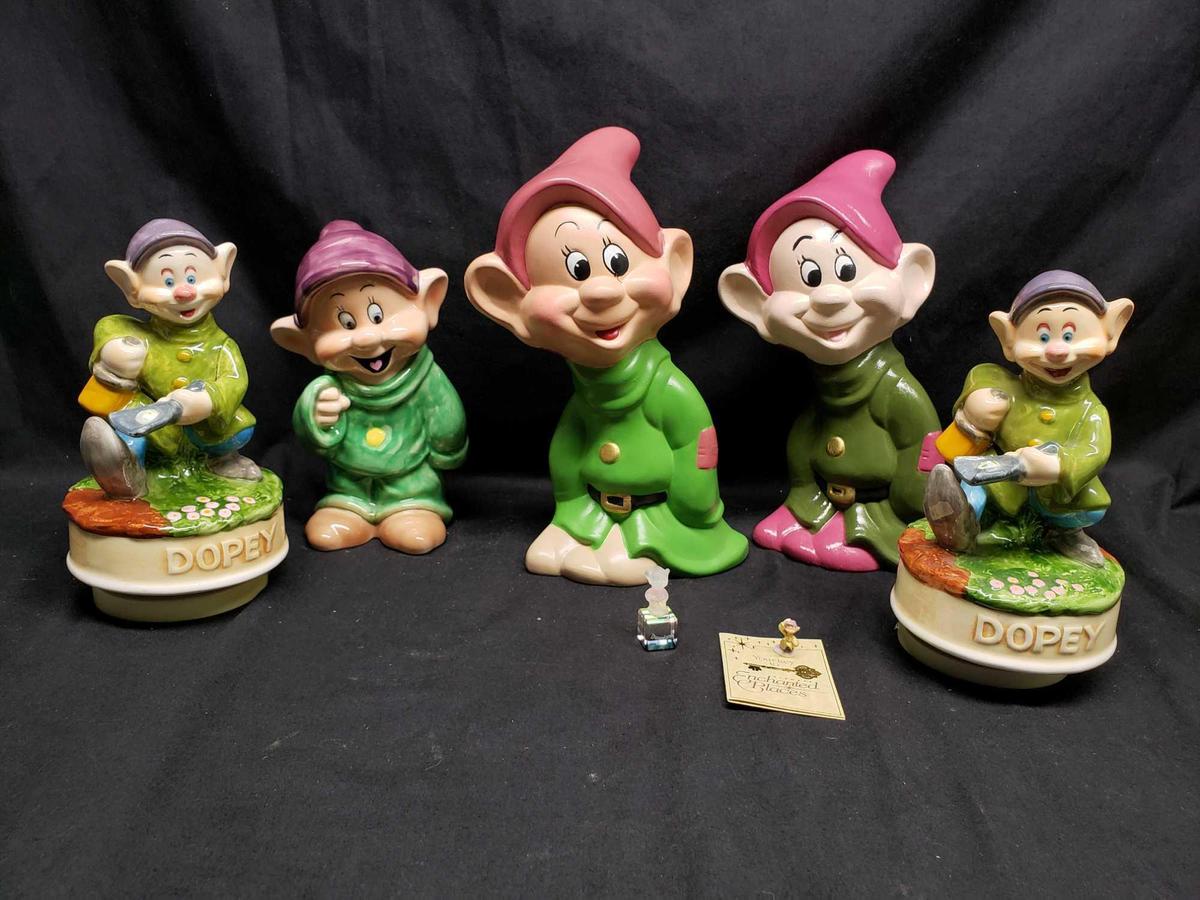 Walt Disneys Dopey collection. Schmid musical Dopey.