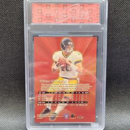 WCG 10 2000 Fleer Ultra Polychrome Tom Brady Rookie Gold Refractor