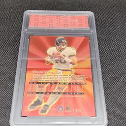 WCG 10 2000 Fleer Ultra Polychrome Tom Brady Rookie Gold Refractor