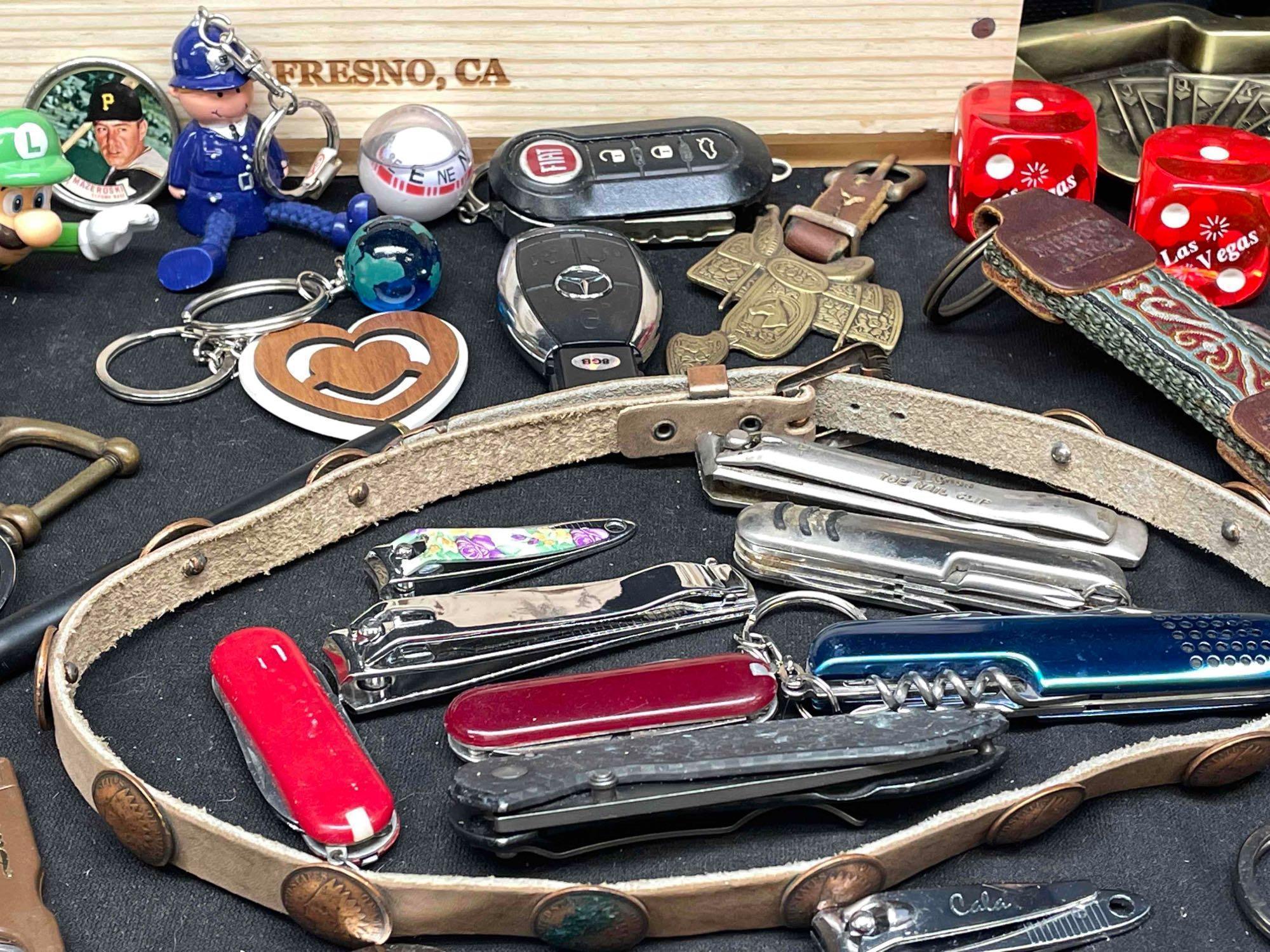 Mixed Goods Lot. Pocket Knives, Keychains, Key FOBS, more