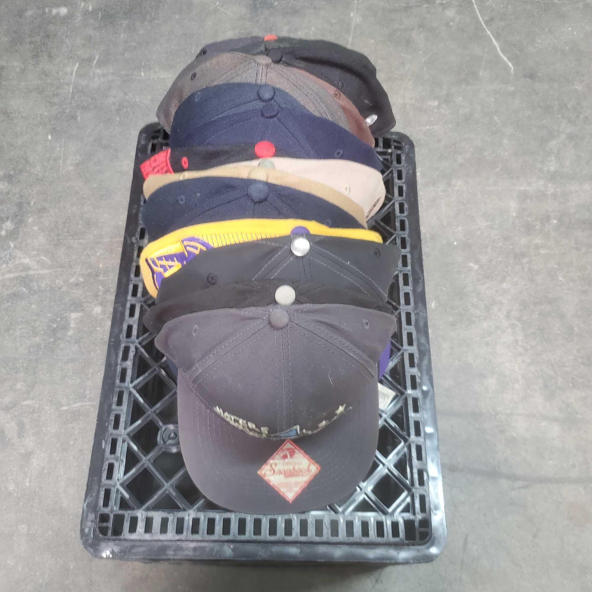 lot of Approx.15 hats