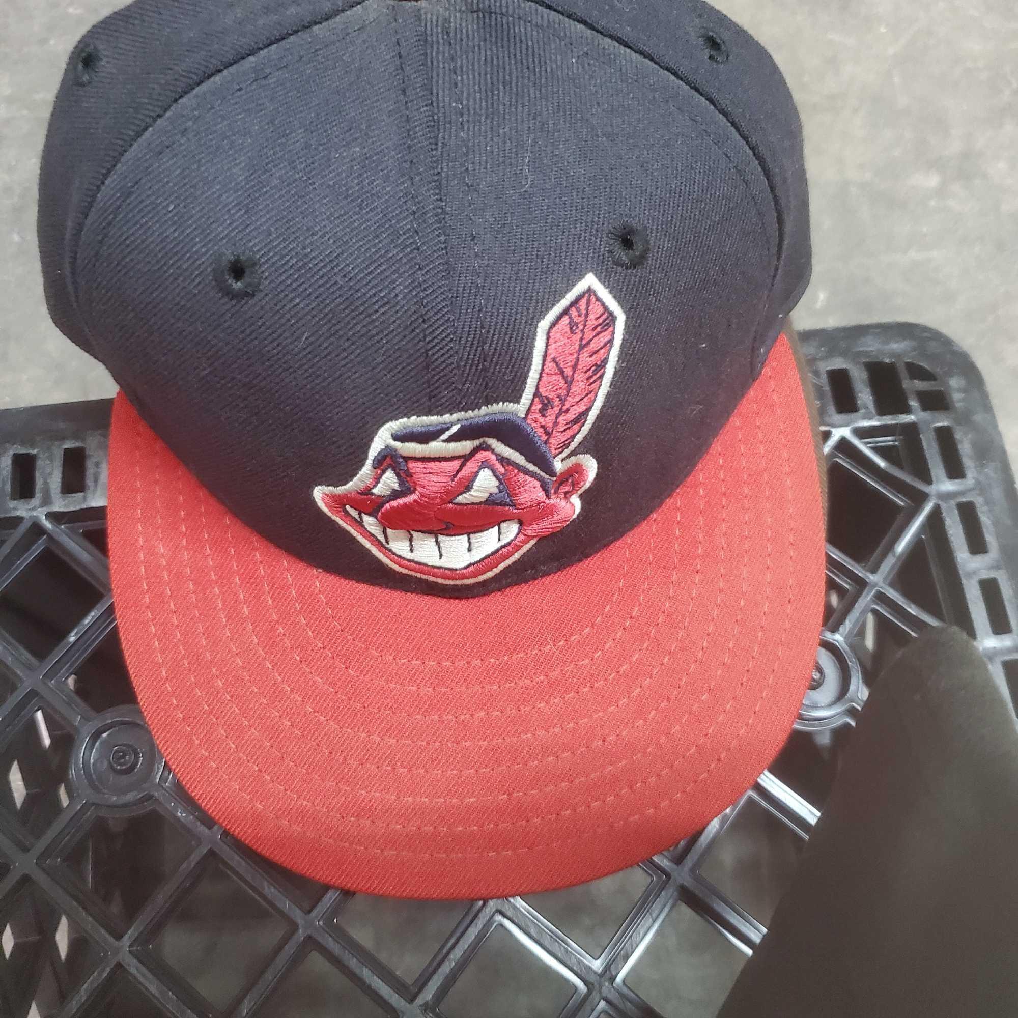 lot of Approx.15 hats