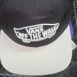 lot of Approx.15 hats