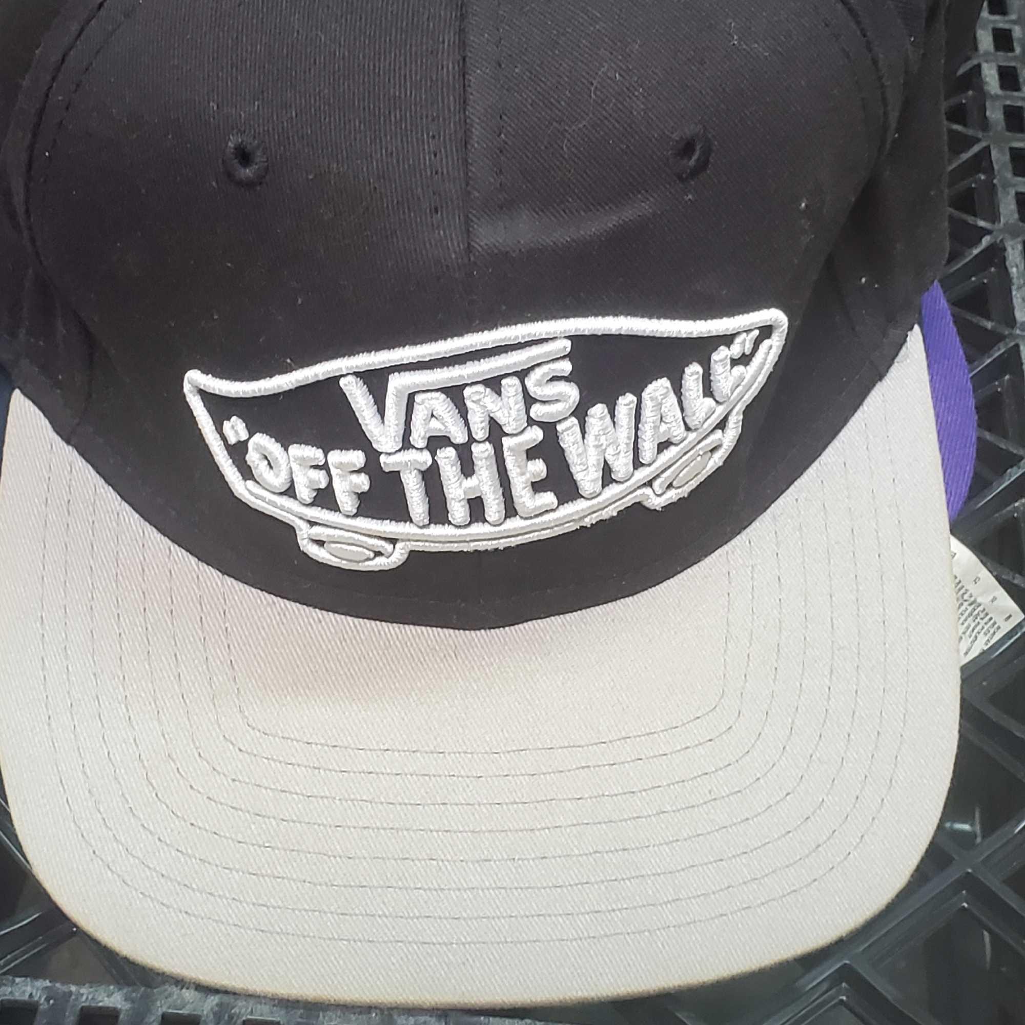lot of Approx.15 hats