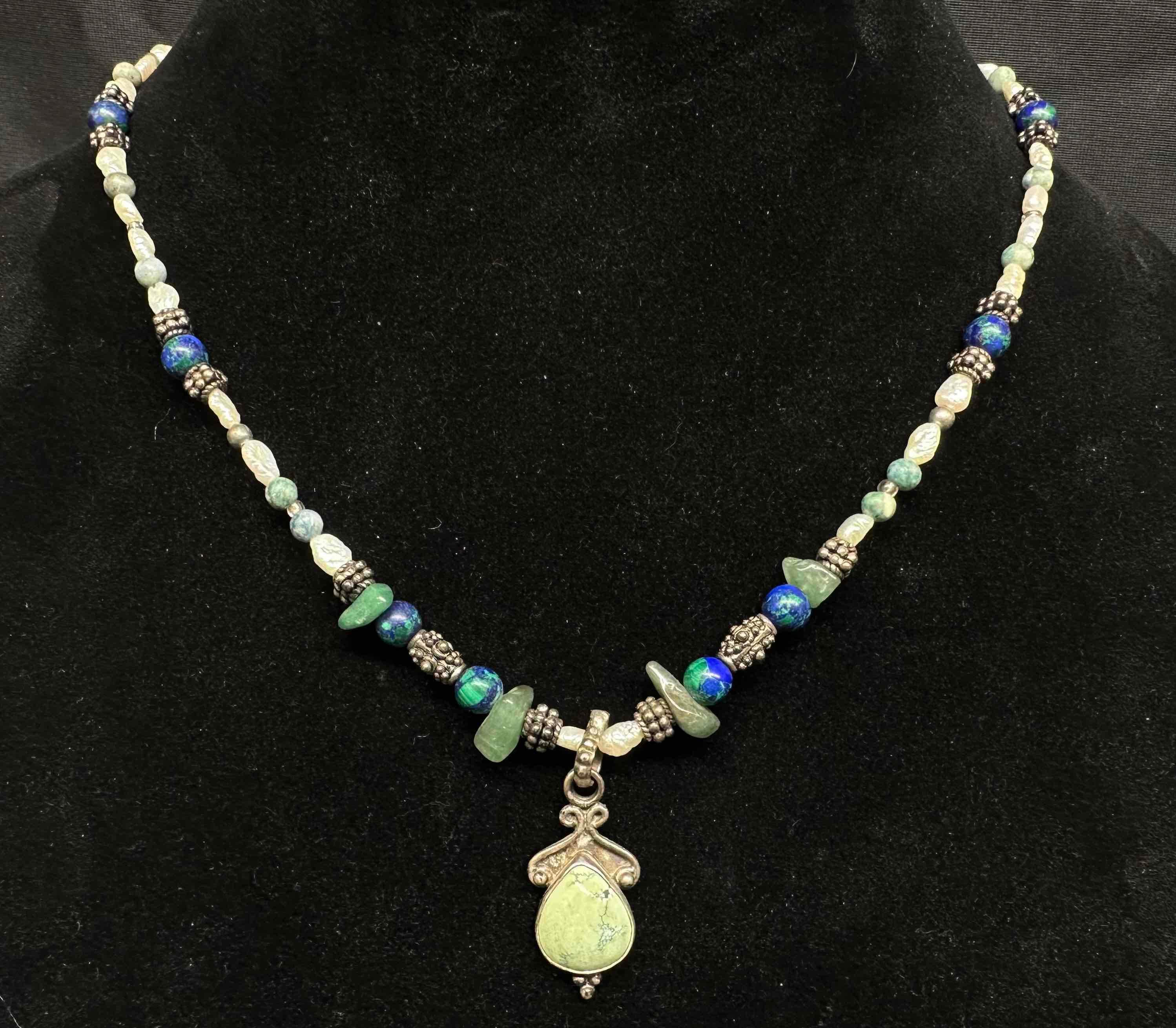 Fancy Necklace with Jade and Pearls