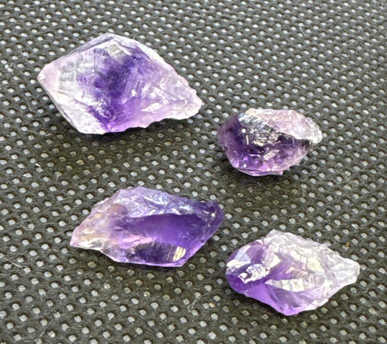 Raw Uncut Purple Amethyst Gemstone 22.15 CT