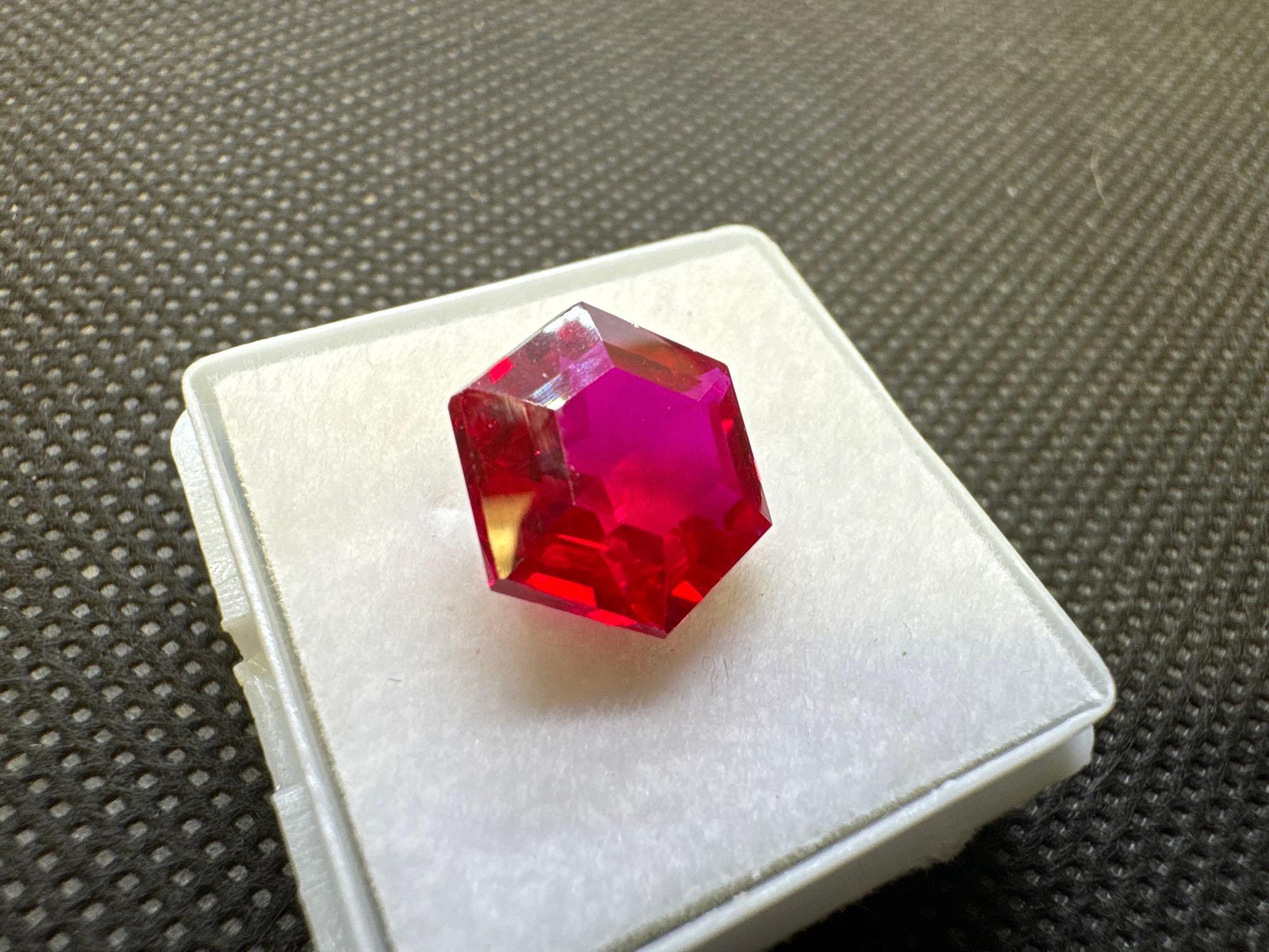 hexagon Cut Red Ruby Gemstone Stunning Color 7.90Ct