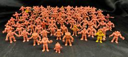 Over 90 1980s Vintage Mattel M.U.S.C.L.E. Muscle figures Kinnikuman little pink men anime