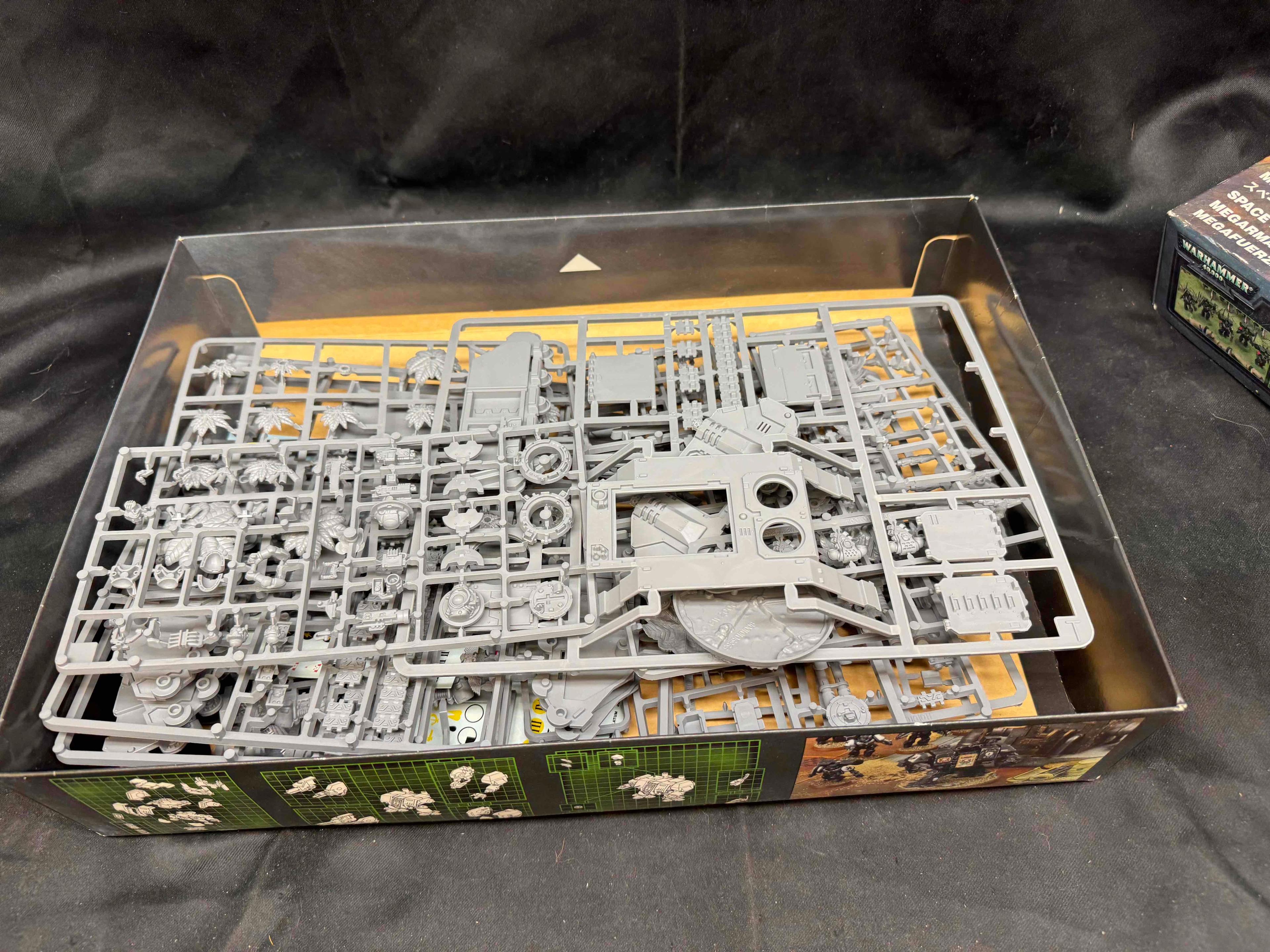 Warhammer 40,000 Space Marine Megaforce Set Games Workshop