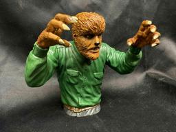 Diamond Select Universal Monsters The Wolfman Collector Bank