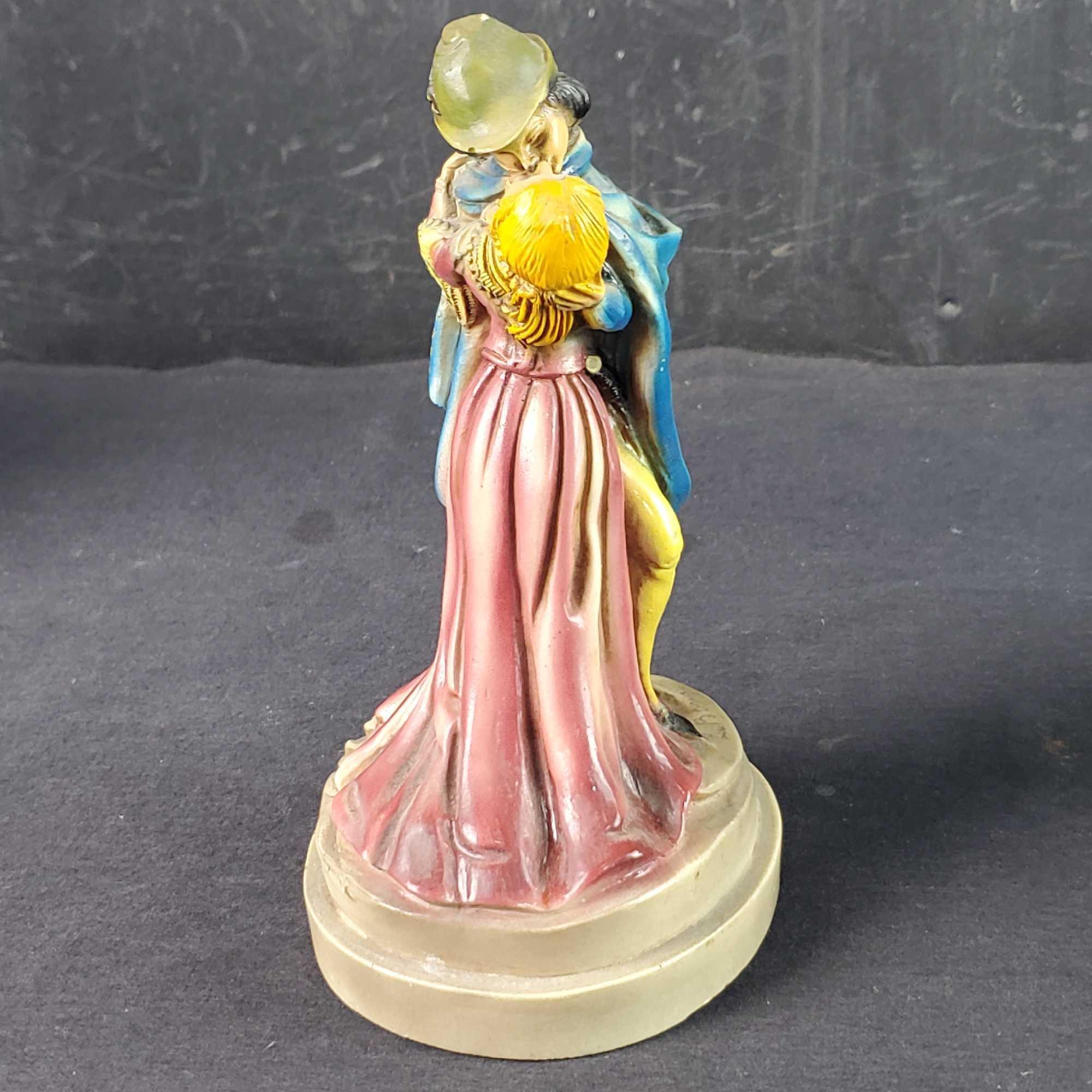 HN3076 - Royal Doulton Figurine Romeo/Juliet figure with signature Mill Creek Studios 11702 signed