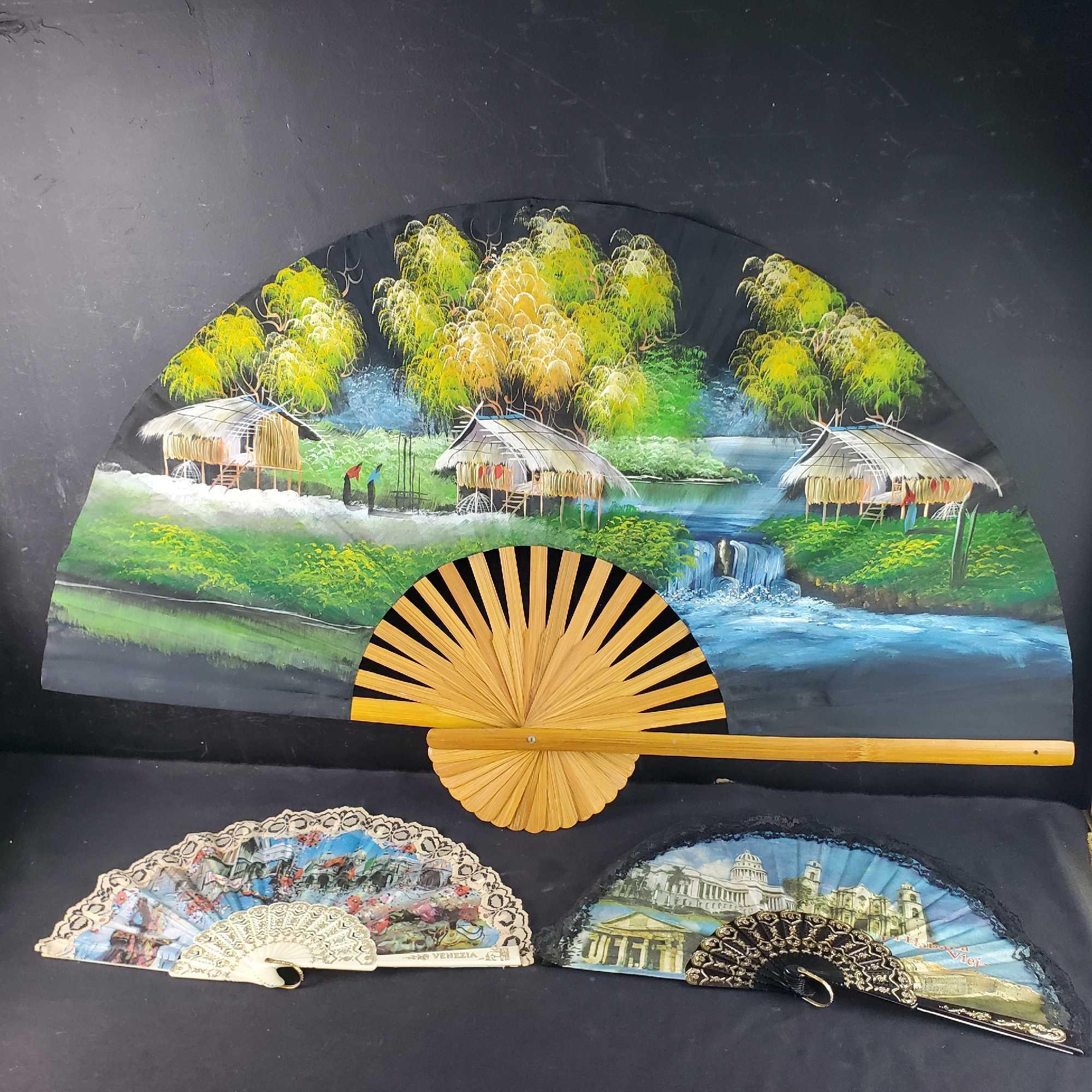 1 Large 40in wall decorative fan 2 smaller 18in souvenir fans Venezia La Habana Vieja