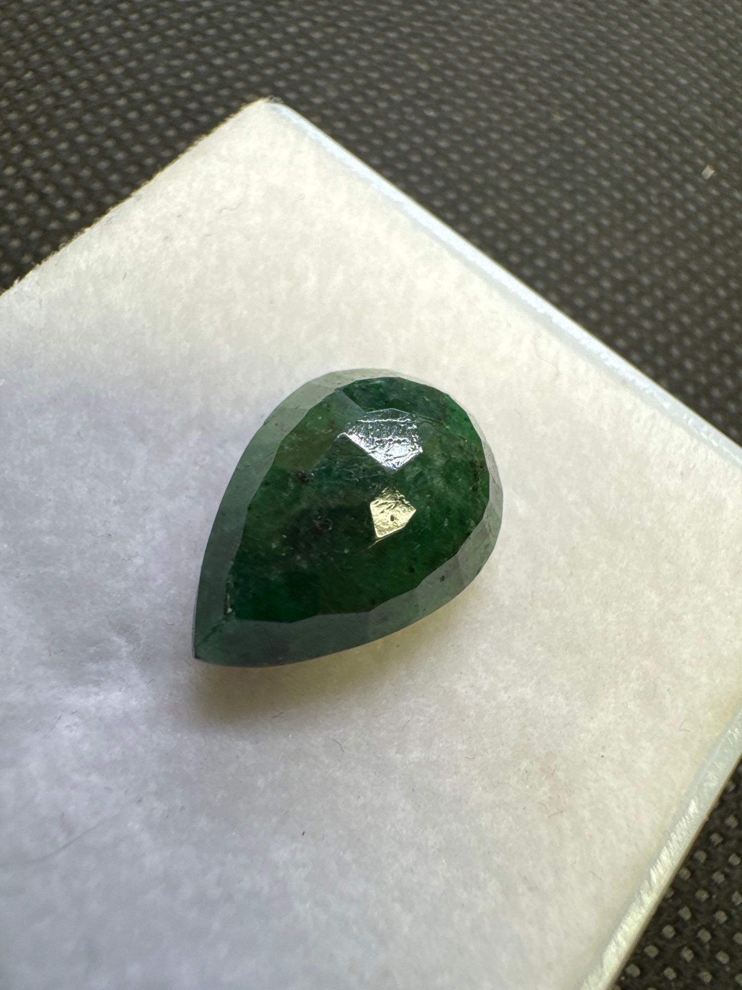 Pear Cut Green Emerald Gemstone 7.10ct