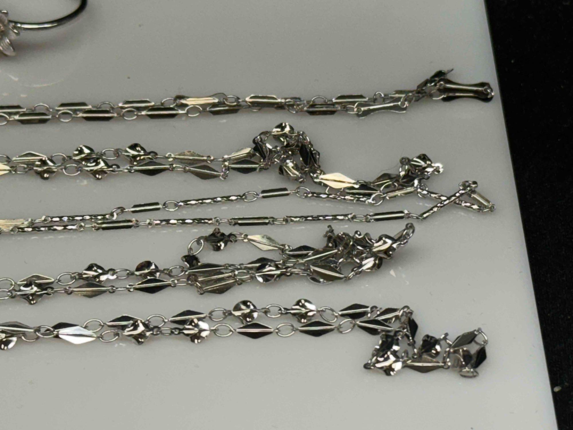 Assorted S925 Sterling Silver Jewelry Rings, Pendants, Necklaces more 28g total