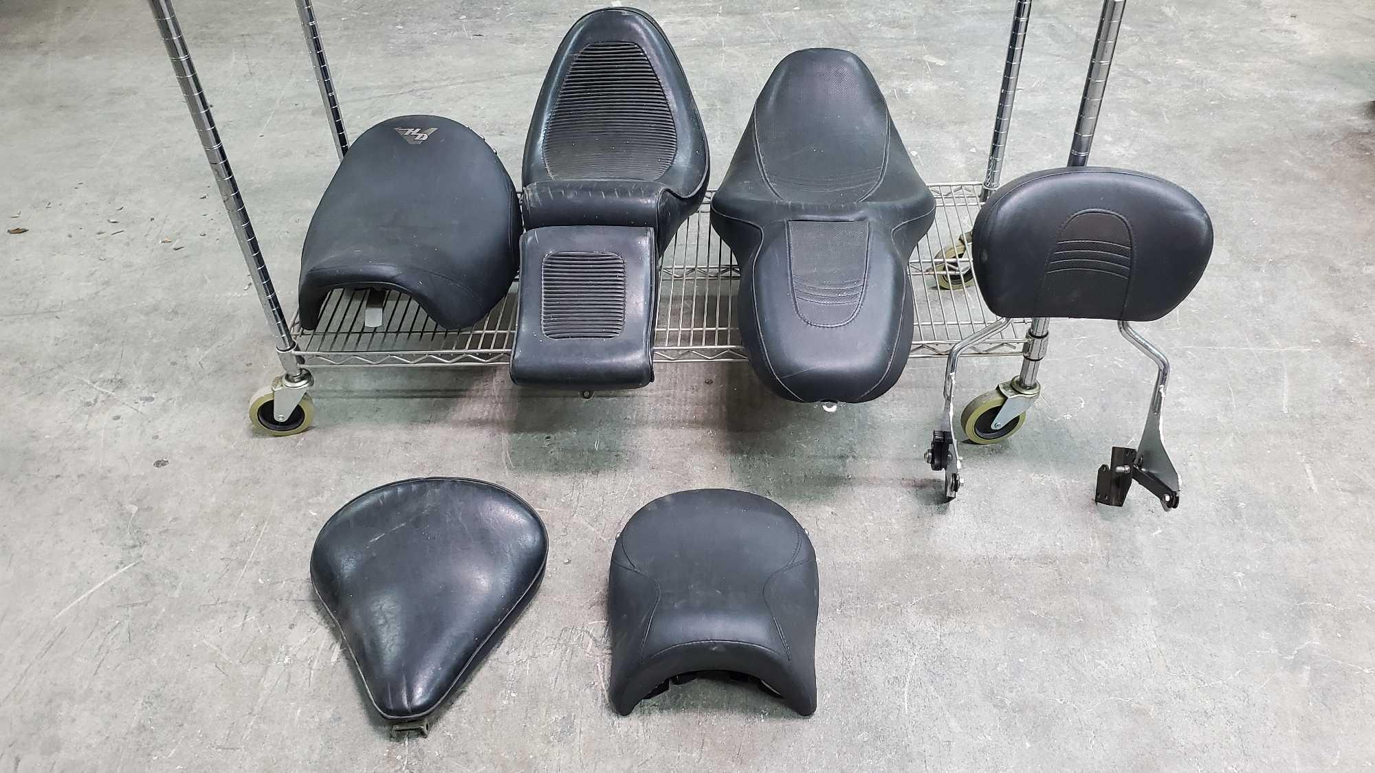 5 Harley Davidson motorcycle seats 1 backrest all black leather 6 pieces total