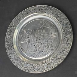 Bin of silverplate Oneida Sherdan RWP Wilton Armetale 1983 pewter decorative plate