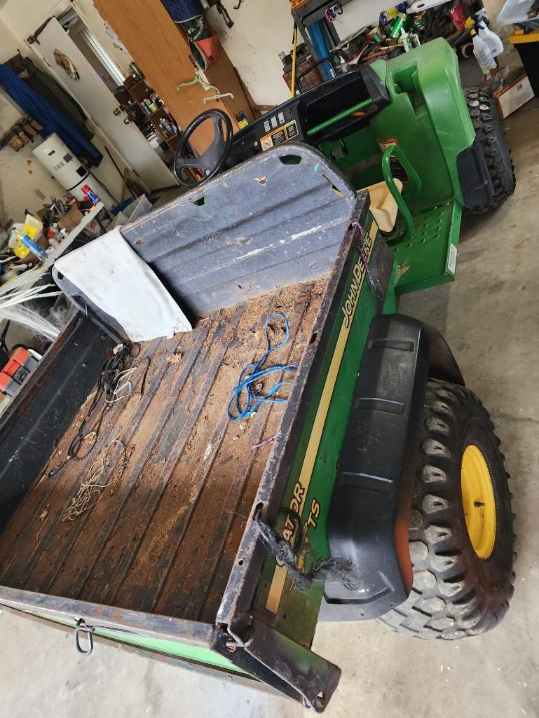 Running John Deere Farm Utility Cart @ FARM